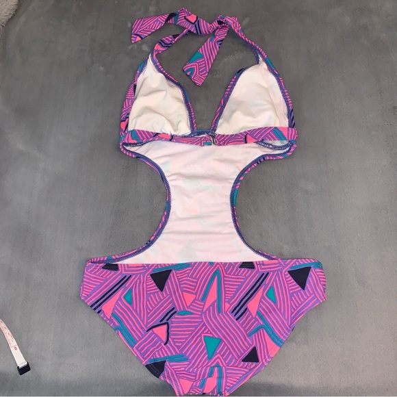 ✨FREE w/ $25 Purchase✨ New One piece Neon Swimsuit Bodysuit - Picture 6 of 10